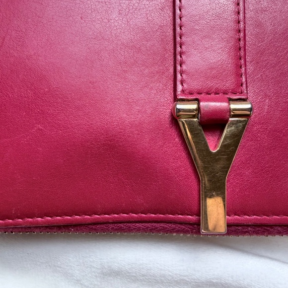 Yves Saint Laurent YSL Y-Line Red Leather Zip Wallet Gold Y Logo - Picture 11 of 16